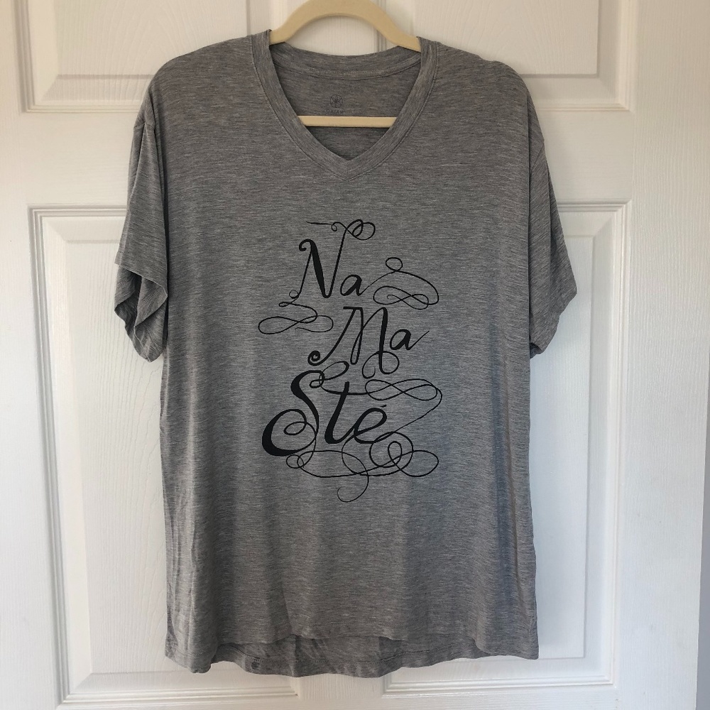 Women's GAIAM Na Ma Ste V-Neck Yoga Top